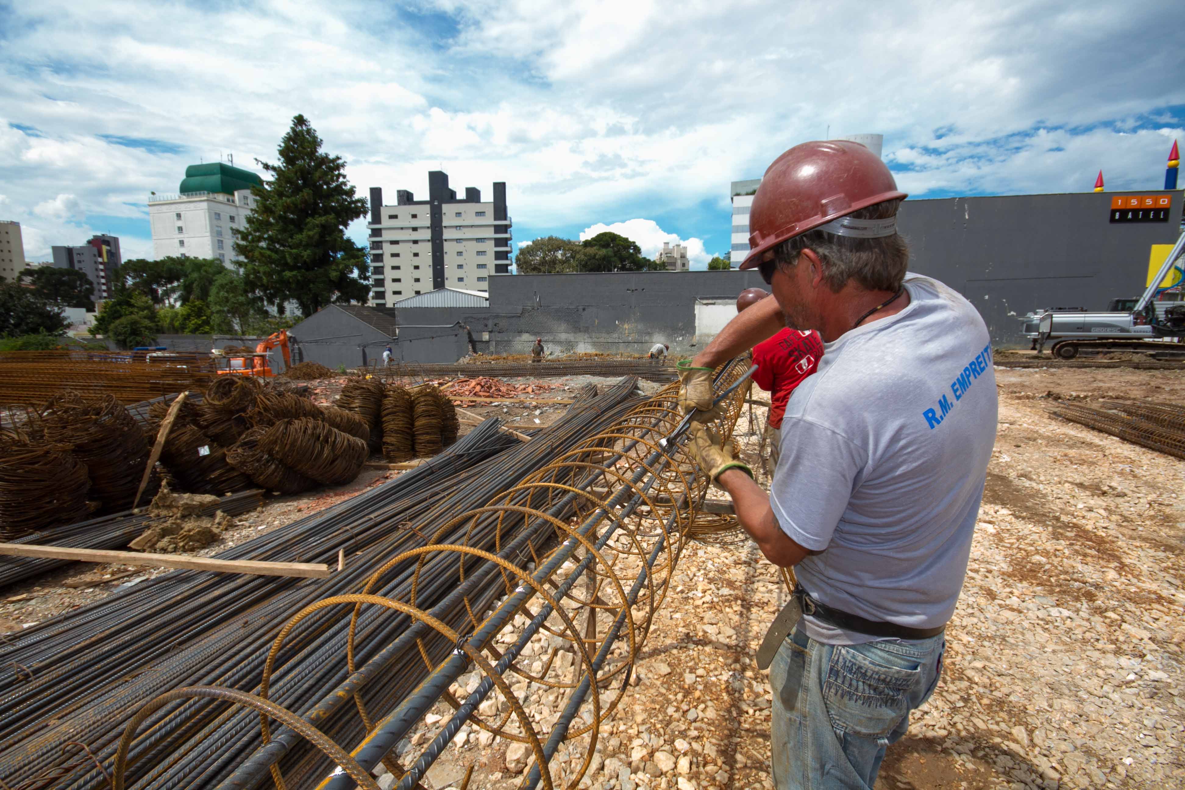 Fundação | Dom Batel – Apartamento	no  Batel - Curitiba - Paraná
