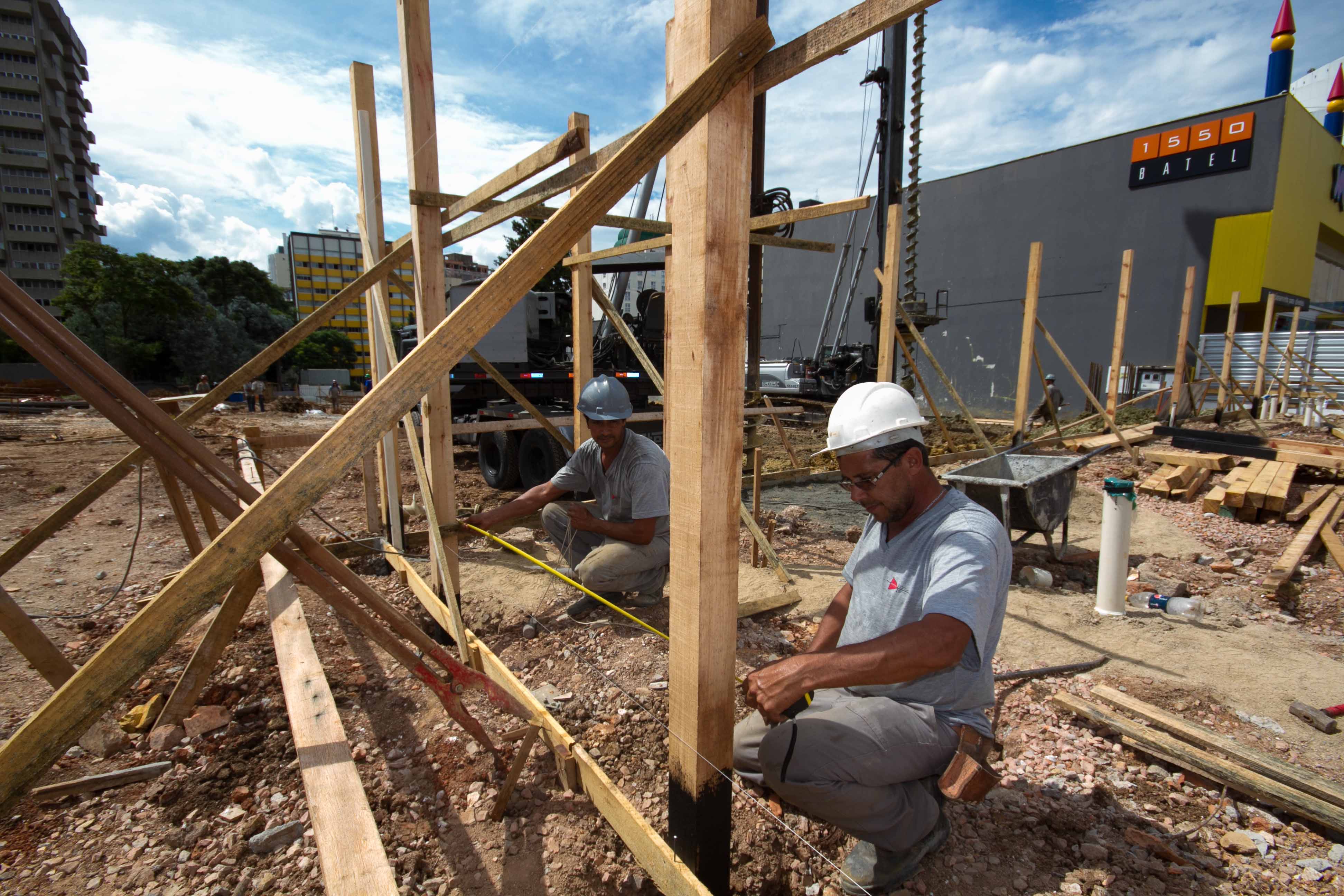 Fundação | Dom Batel – Apartamento	no  Batel - Curitiba - Paraná