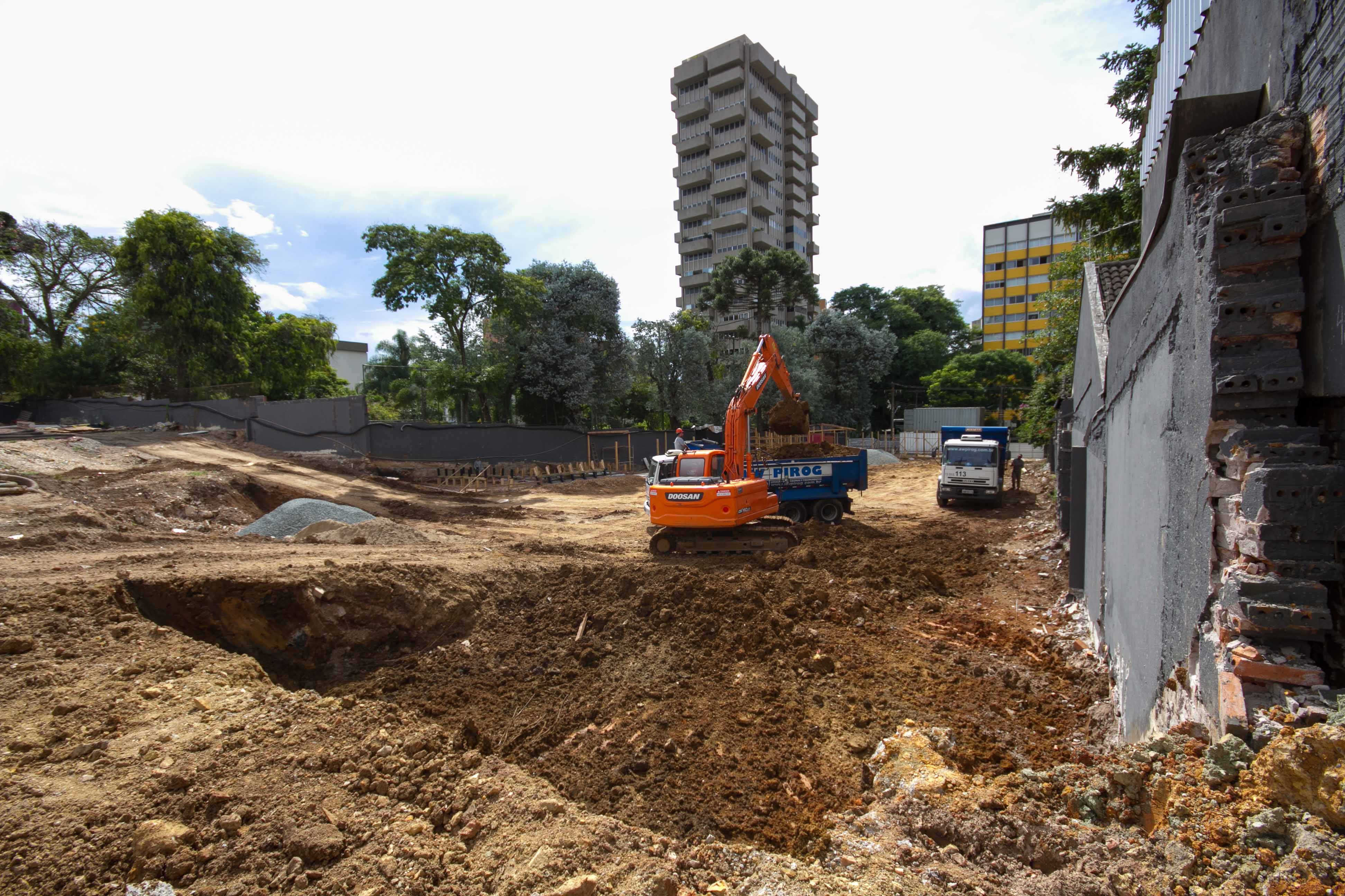 Fundação | Dom Batel – Apartamento	no  Batel - Curitiba - Paraná