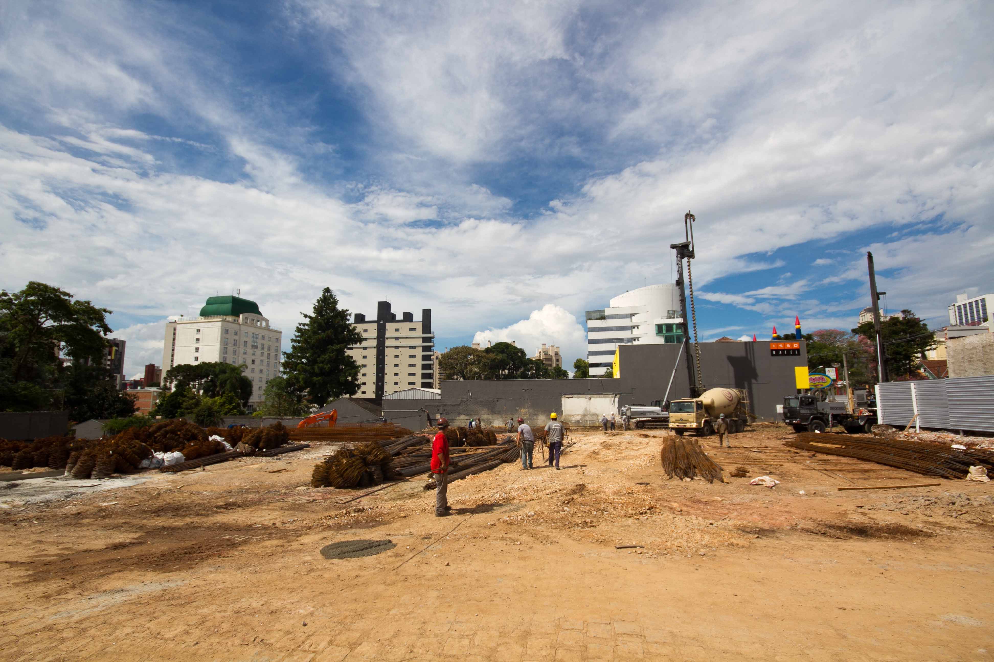 Fundação | Dom Batel – Apartamento	no  Batel - Curitiba - Paraná
