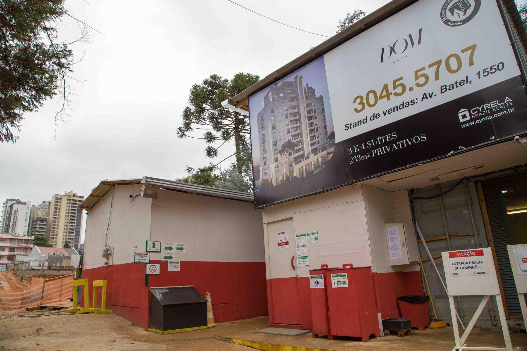Fundação | Dom Batel – Apartamento	no  Batel - Curitiba - Paraná
