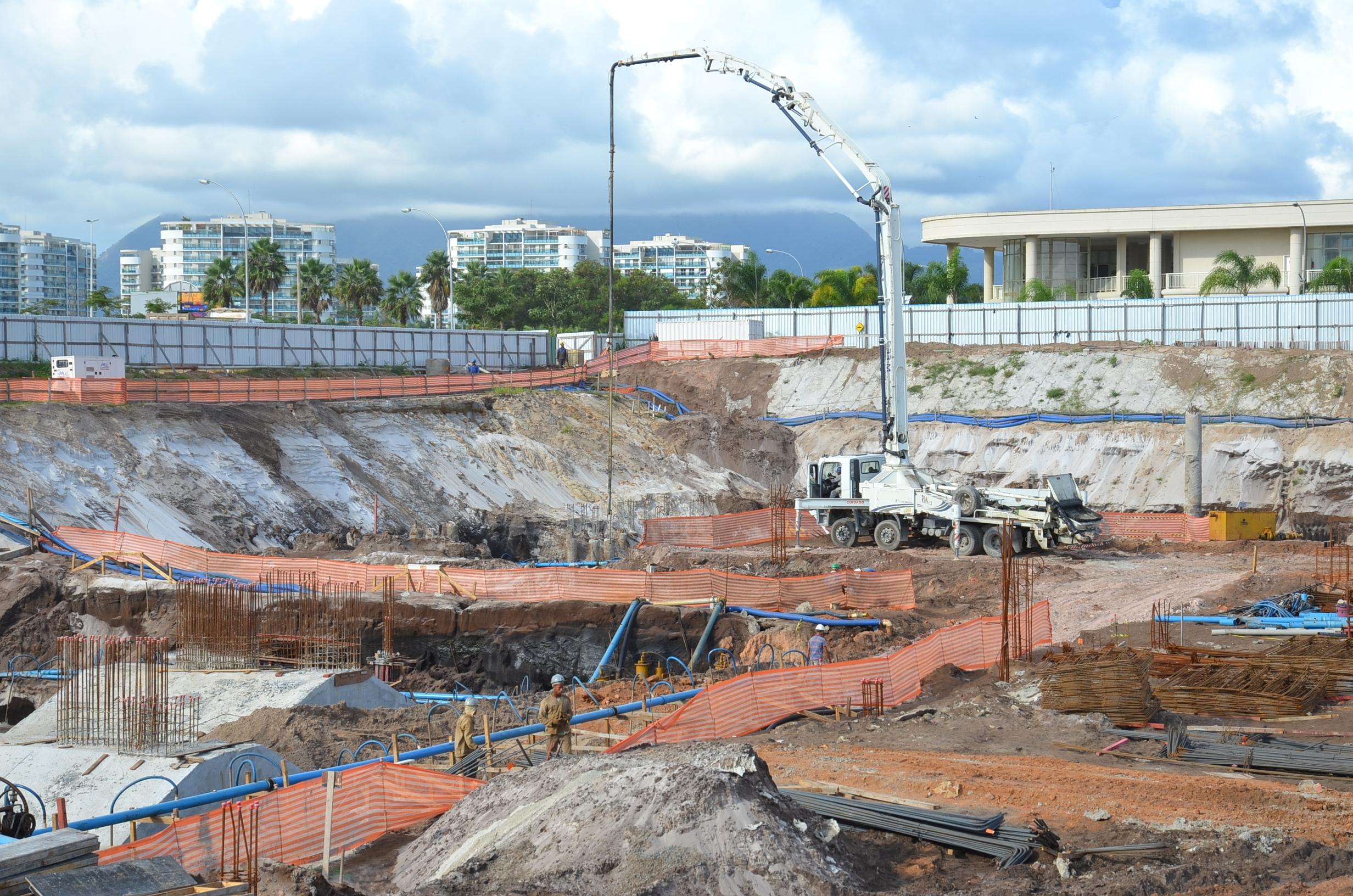 Início das obras | Riserva Golf Vista Mare Residenziale – Apartamento	na  Barra da Tijuca - Rio de Janeiro - Rio de Janeiro