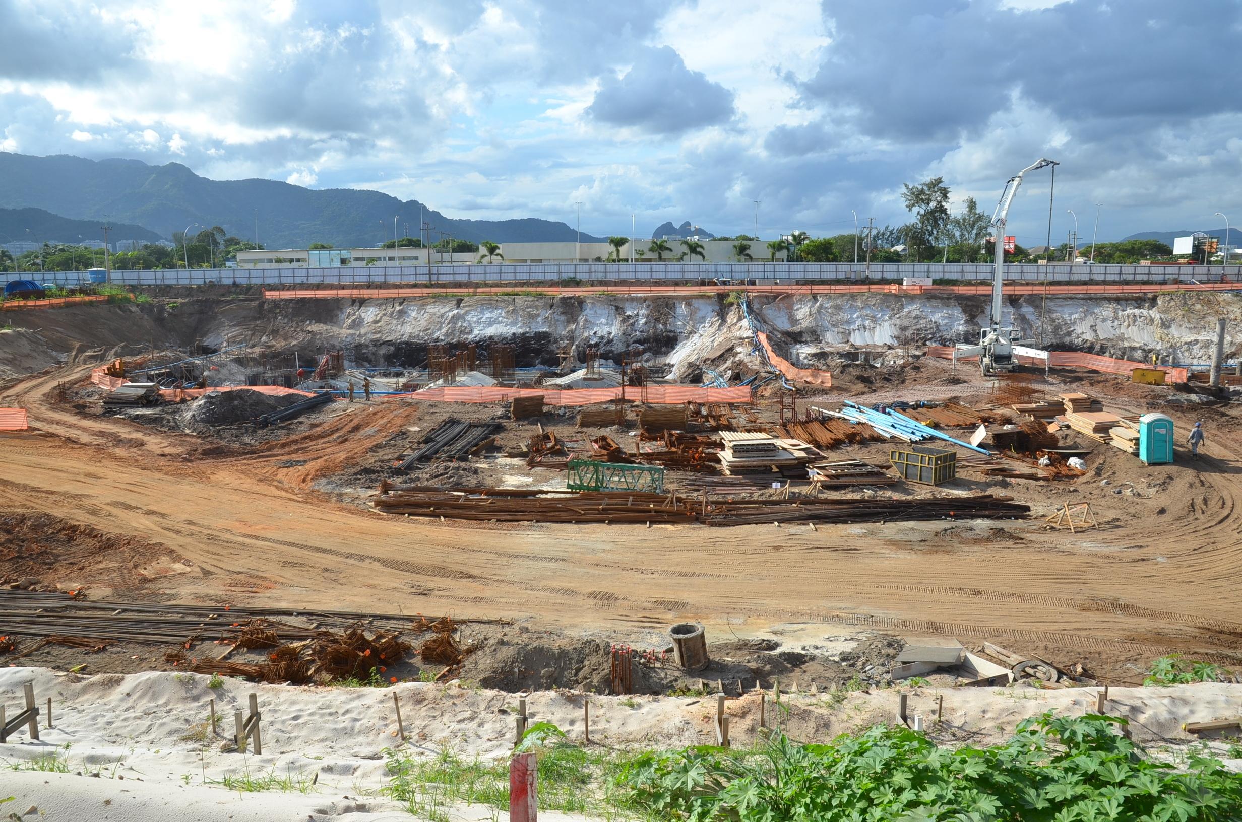 Início das obras | Riserva Golf Vista Mare Residenziale – Apartamento	na  Barra da Tijuca - Rio de Janeiro - Rio de Janeiro