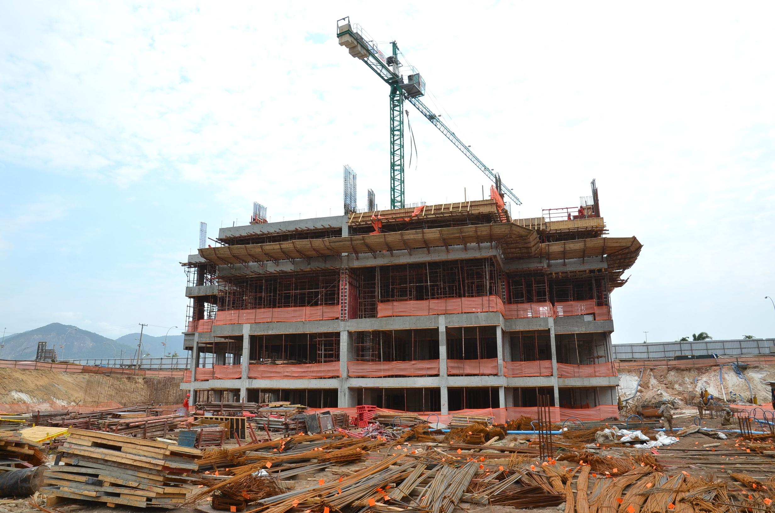 Início das obras | Riserva Golf Vista Mare Residenziale – Apartamento	na  Barra da Tijuca - Rio de Janeiro - Rio de Janeiro