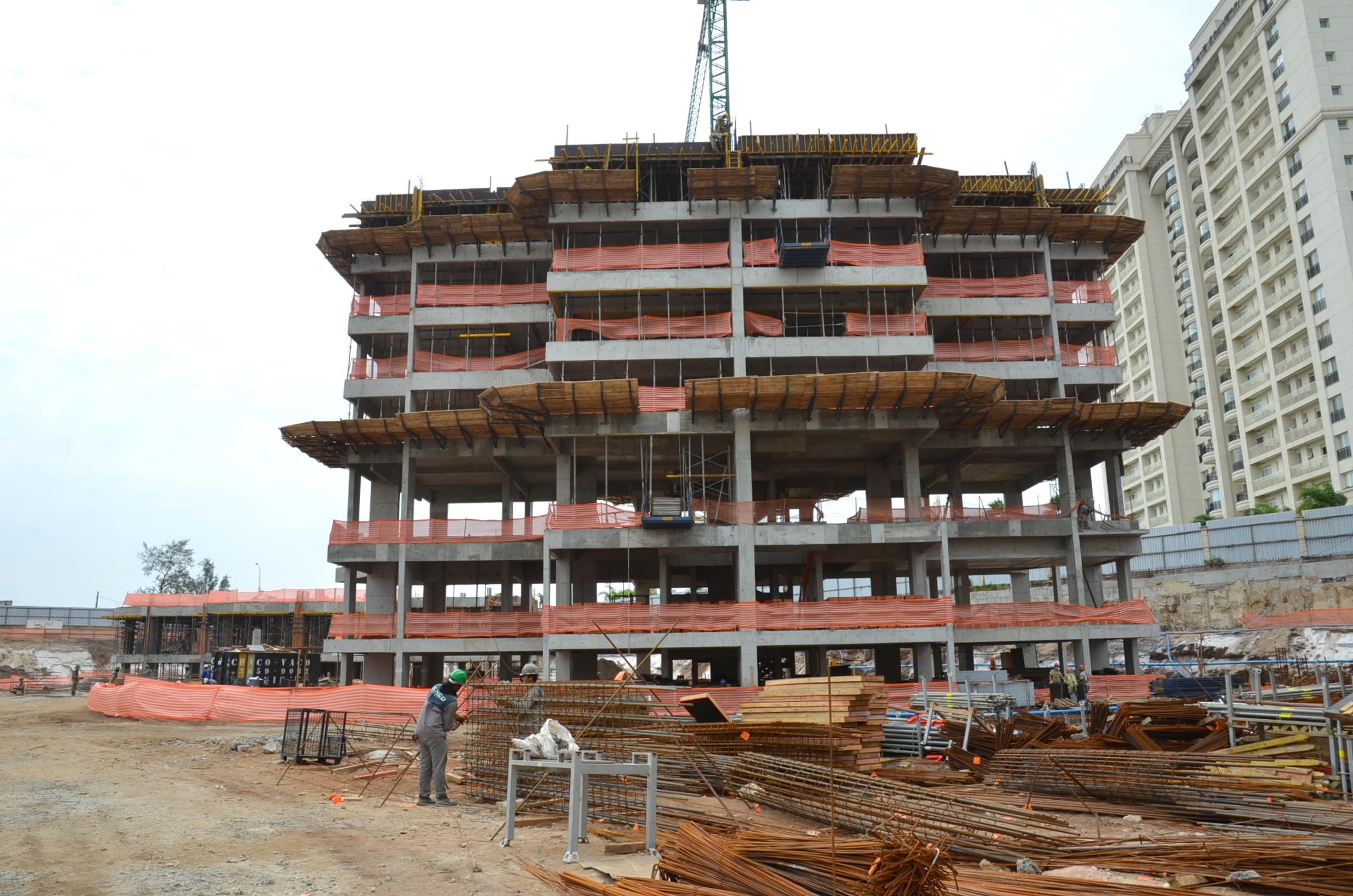 Início das obras | Riserva Golf Vista Mare Residenziale – Apartamento	na  Barra da Tijuca - Rio de Janeiro - Rio de Janeiro