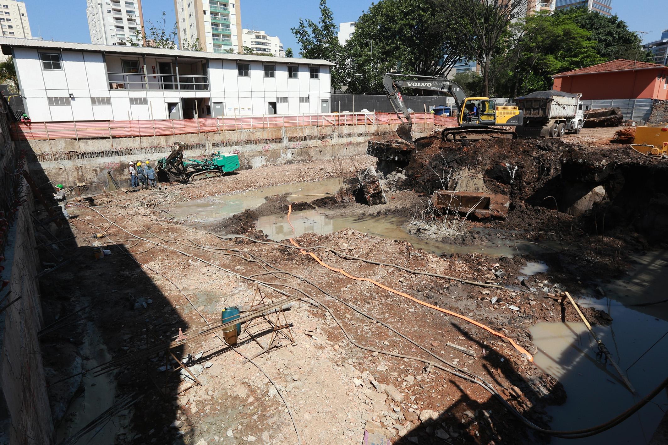 Início das obras | Cyrela by Pininfarina – Apartamento	na  Vila Olímpia - São Paulo - São Paulo