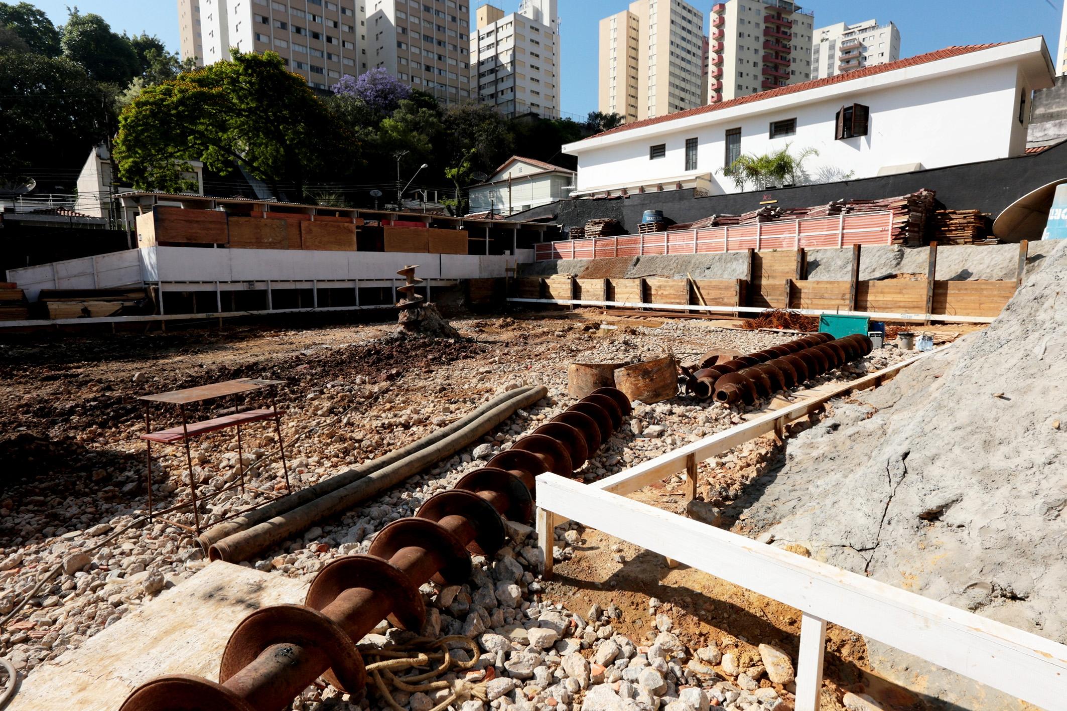 Início das obras | Cyrela 2014 The Year Edition – Apartamento	no  Alto da Lapa - São Paulo - São Paulo