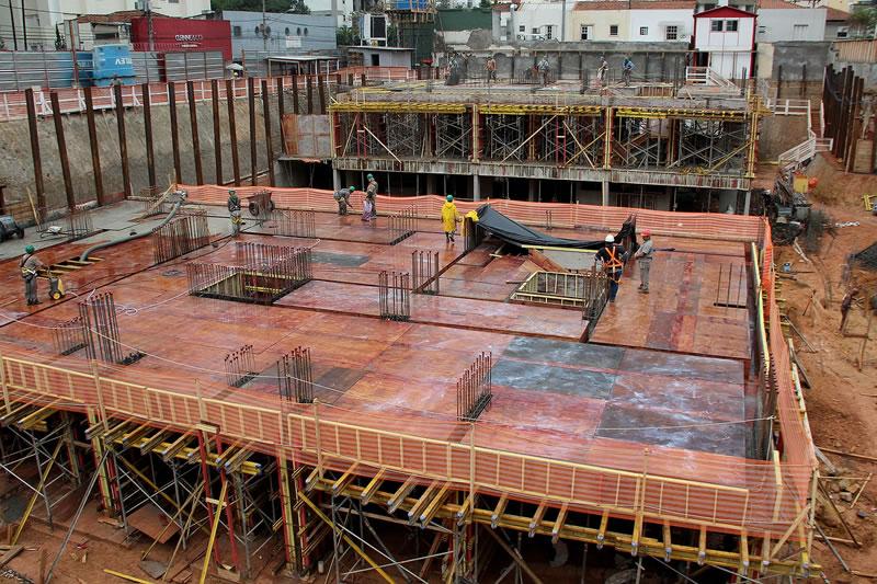 Fundação | Cyrela Essenza Moema – Apartamento	em  Moema - São Paulo - São Paulo