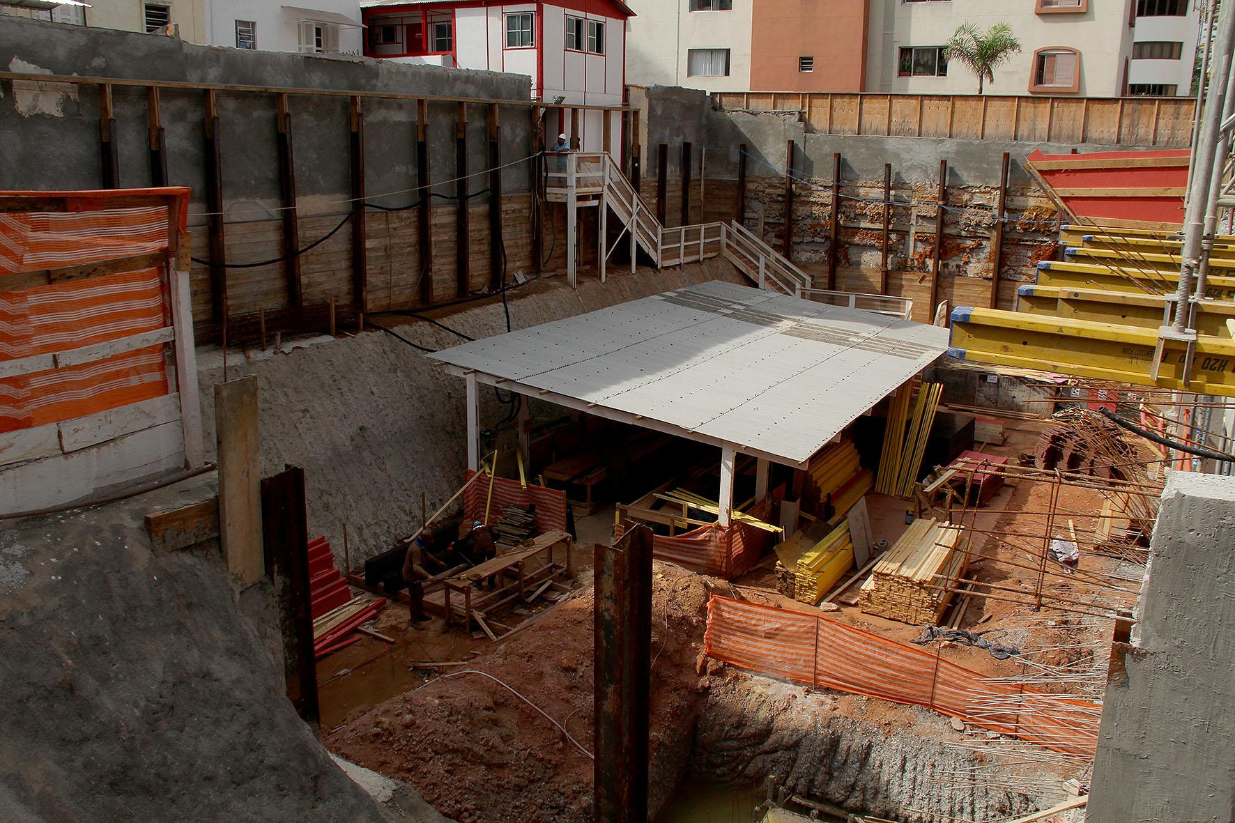 Fundação | Cyrela Essenza Moema – Apartamento	em  Moema - São Paulo - São Paulo