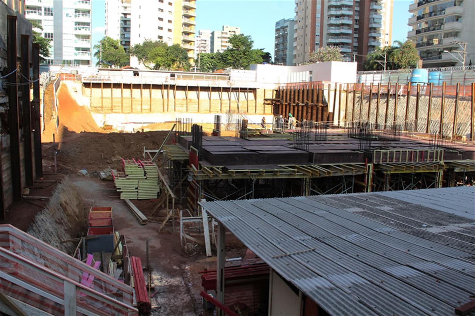 Fundação | Cyrela Essenza Moema – Apartamento	em  Moema - São Paulo - São Paulo