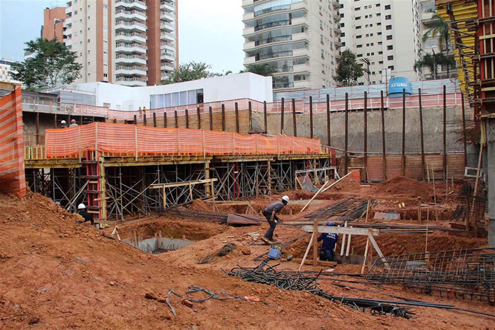 Fundação | Cyrela Essenza Moema – Apartamento	em  Moema - São Paulo - São Paulo
