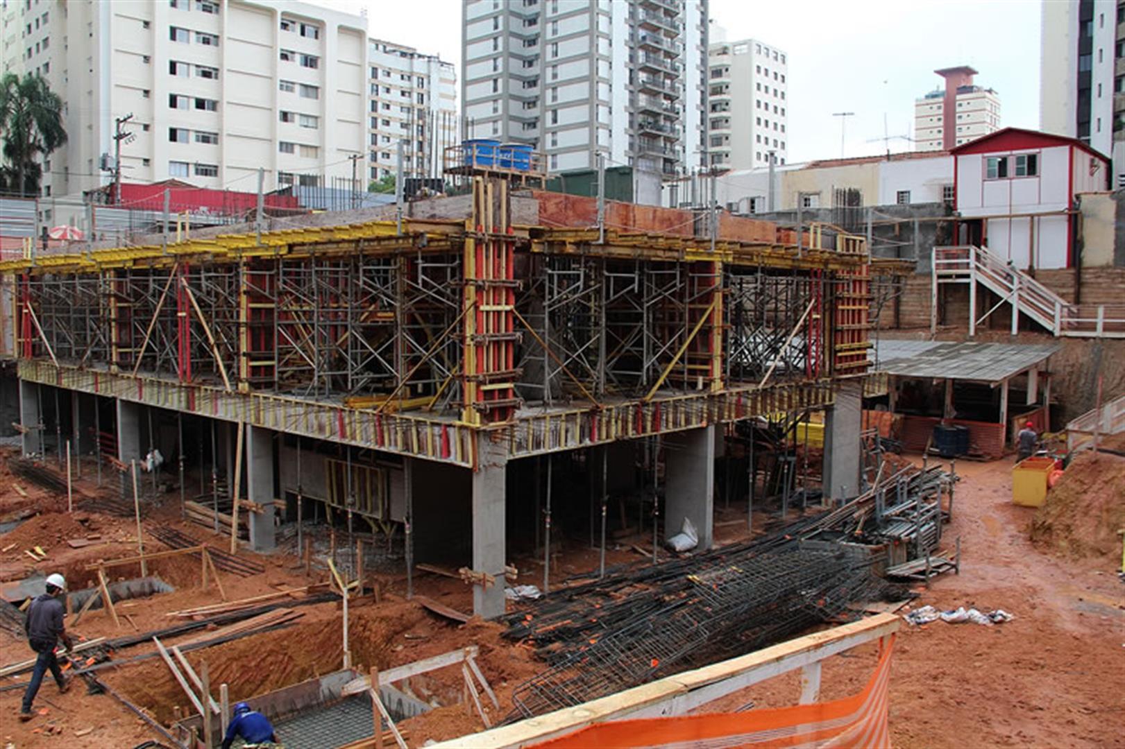 Fundação | Cyrela Essenza Moema – Apartamento	em  Moema - São Paulo - São Paulo
