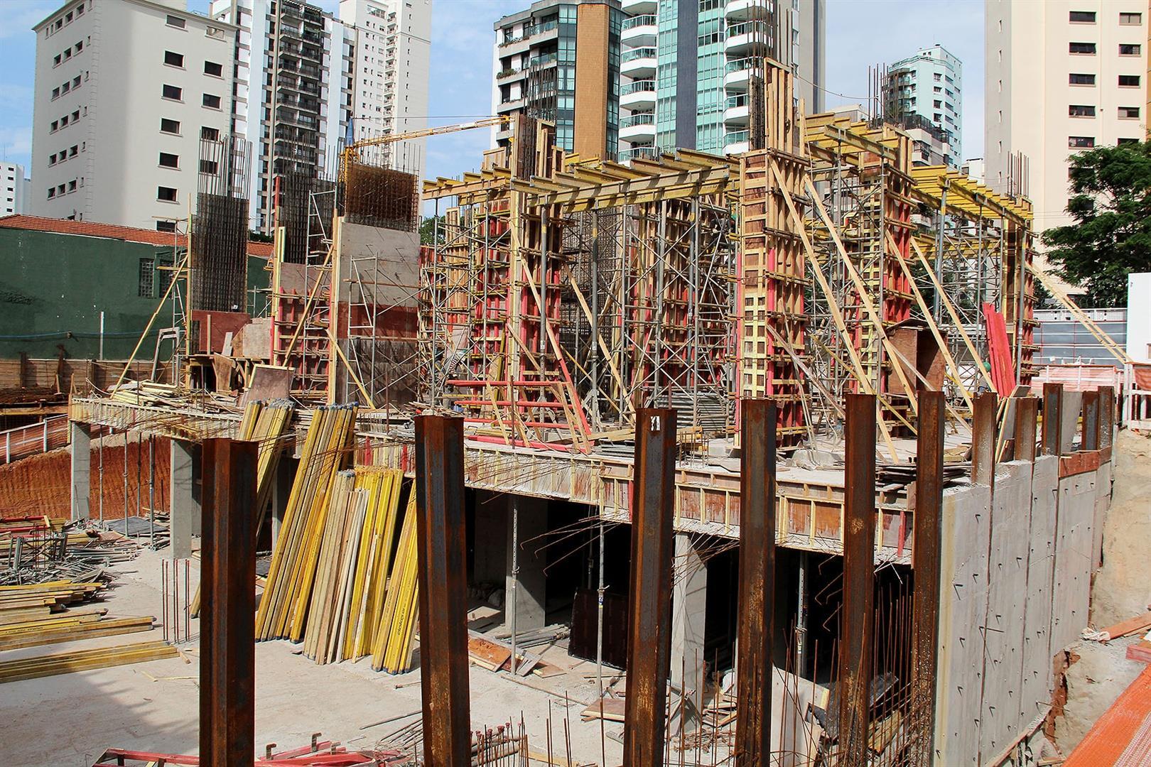 Fundação | Cyrela Essenza Moema – Apartamento	em  Moema - São Paulo - São Paulo